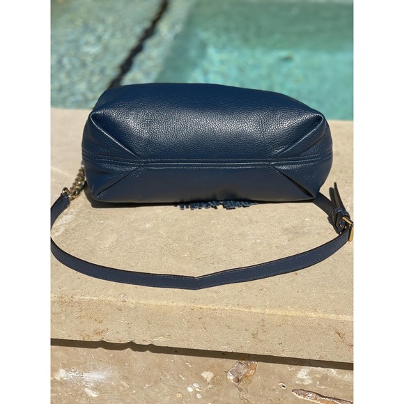 Michael Kors Camden Medium Leather Drawstring Navy Satchel/Crossbody - Picture 5 of 9